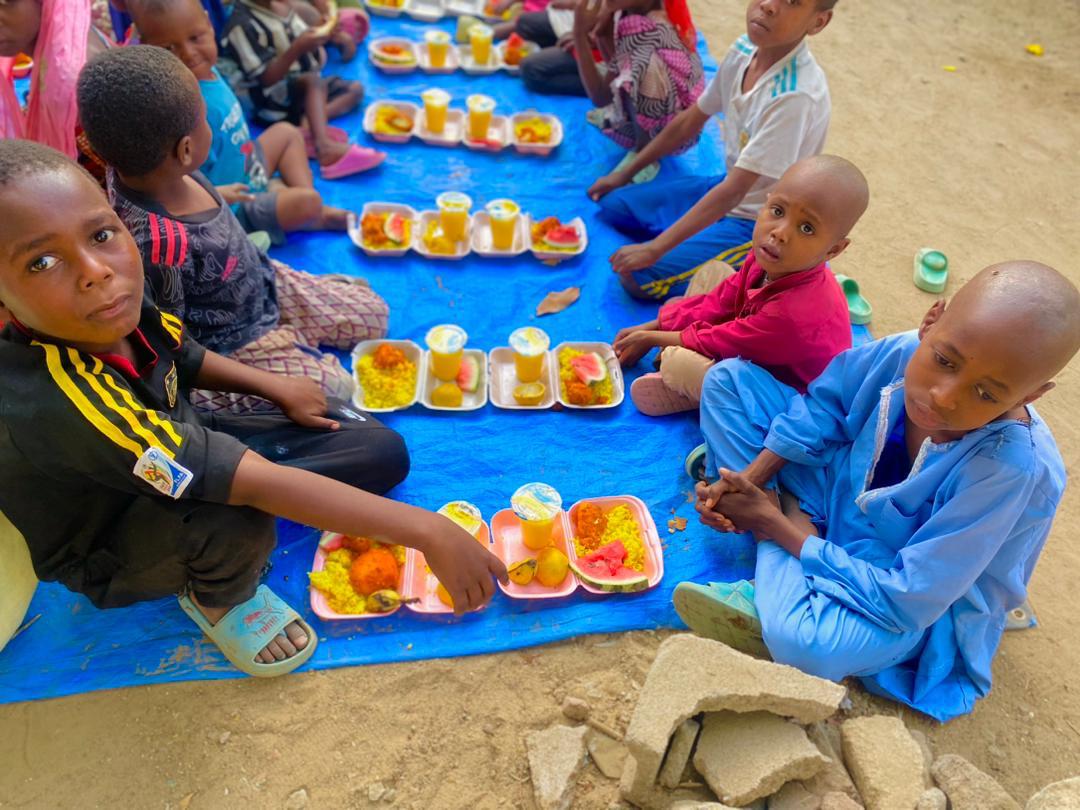Afrika Yemek İkramı